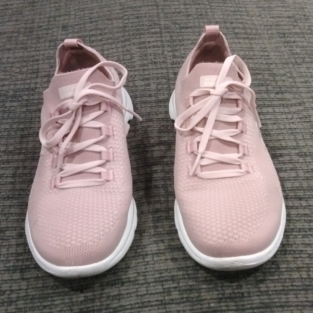 Pink Skechers